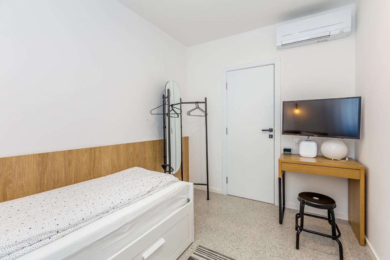 Apartment Laurus Salatic Bagian luar foto
